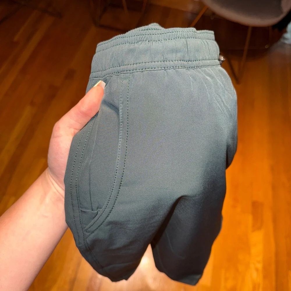 Kenneth Cole Men's Forest Green Athletic Shorts - Picture 4 of 5